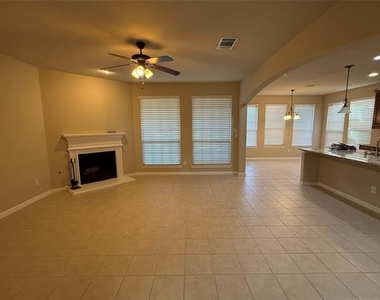 309 Sir Brine Drive - Photo Thumbnail 6