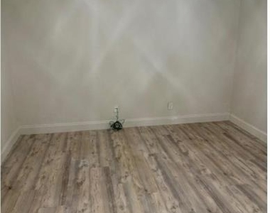 2729 Hurstview Drive - Photo Thumbnail 9