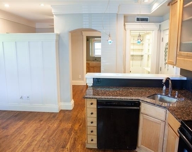 5837 Velasco Avenue - Photo Thumbnail 2