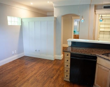 5837 Velasco Avenue - Photo Thumbnail 11