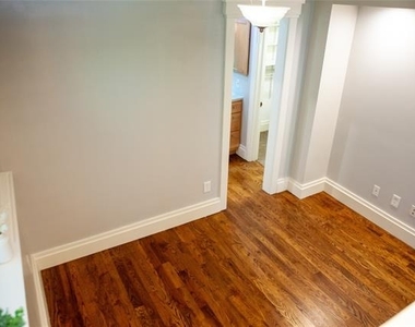 5837 Velasco Avenue - Photo Thumbnail 14