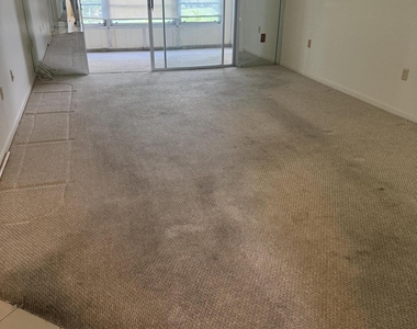6670 Royal Palm Boulevard - Photo Thumbnail 4