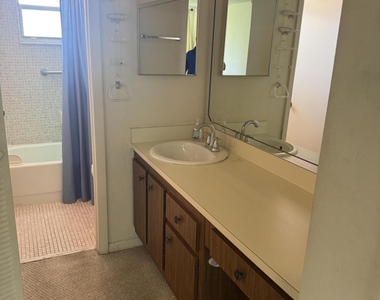 6670 Royal Palm Boulevard - Photo Thumbnail 8