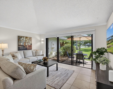119 Club Drive - Photo Thumbnail 5