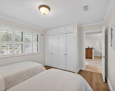 119 Club Drive - Photo Thumbnail 21