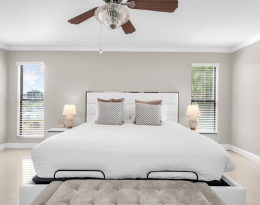 3250 Lakeview Boulevard - Photo Thumbnail 13