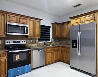 7600 Edisto Drive - Photo Thumbnail 1
