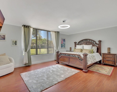 7194 Promenade Drive - Photo Thumbnail 24