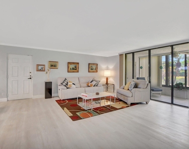 7194 Promenade Drive - Photo Thumbnail 5
