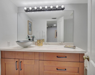 7194 Promenade Drive - Photo Thumbnail 18