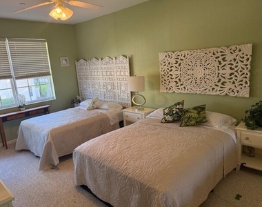 3171 Sw Otter Lane - Photo Thumbnail 2