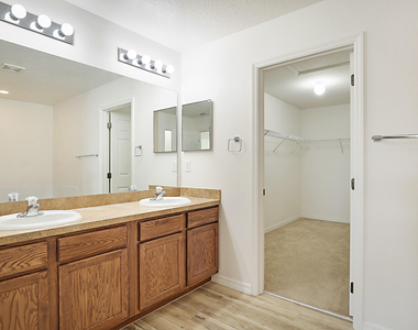 617 Se Karrigan Terrace - Photo Thumbnail 30