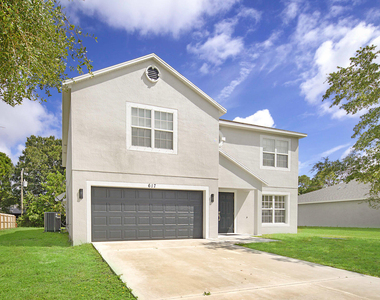617 Se Karrigan Terrace - Photo Thumbnail 1