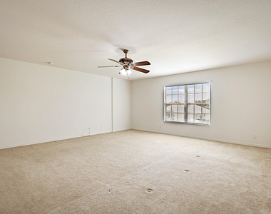 617 Se Karrigan Terrace - Photo Thumbnail 28