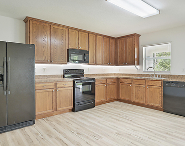 617 Se Karrigan Terrace - Photo Thumbnail 17