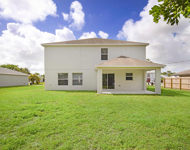 617 Se Karrigan Terrace - Photo Thumbnail 40
