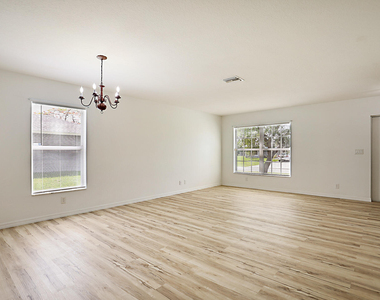 617 Se Karrigan Terrace - Photo Thumbnail 6
