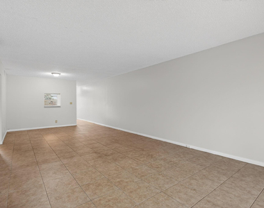 2501 Antigua Terrace - Photo Thumbnail 18