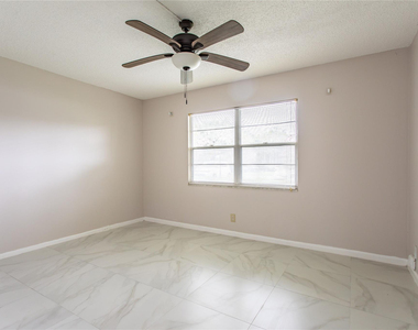 2501 Antigua Terrace - Photo Thumbnail 26