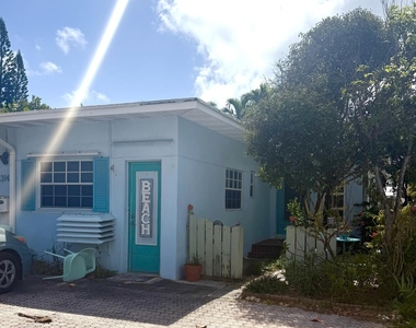 314 Desoto Street - Photo Thumbnail 1