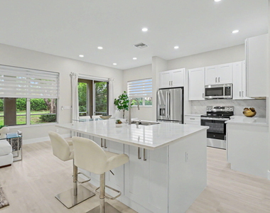 7832 Rockford Road - Photo Thumbnail 5