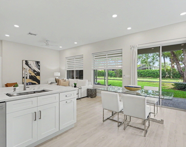 7832 Rockford Road - Photo Thumbnail 13