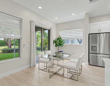 7832 Rockford Road - Photo Thumbnail 9