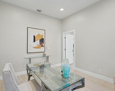 7832 Rockford Road - Photo Thumbnail 21