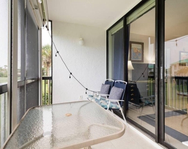 2400 S Ocean Drive - Photo Thumbnail 11