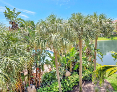 800 Uno Lago Drive - Photo Thumbnail 3