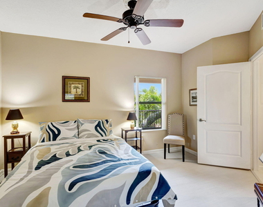 800 Uno Lago Drive - Photo Thumbnail 32