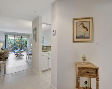 800 Uno Lago Drive - Photo Thumbnail 6