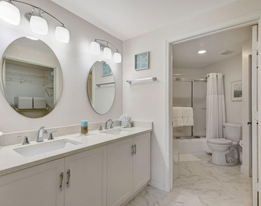 800 Uno Lago Drive - Photo Thumbnail 27