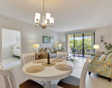 800 Uno Lago Drive - Photo Thumbnail 13