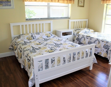 9940 Bauhinia Tree Way - Photo Thumbnail 5