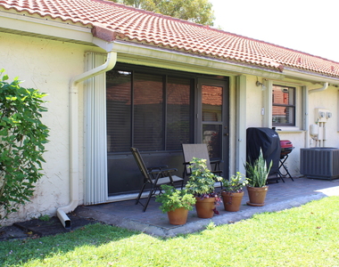 9940 Bauhinia Tree Way - Photo Thumbnail 12