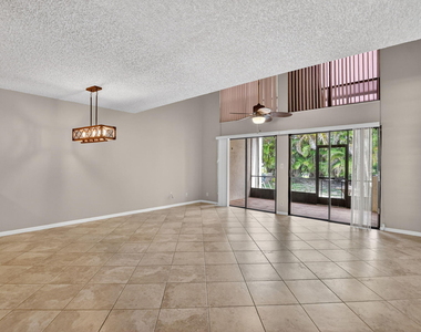 243 Nw 45th Avenue - Photo Thumbnail 9