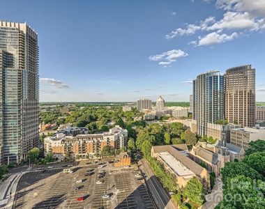 333 W Trade Street W - Photo Thumbnail 10