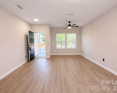 12881 Clydesdale Drive - Photo Thumbnail 8