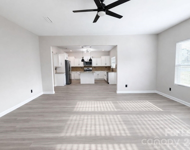 12881 Clydesdale Drive - Photo Thumbnail 17
