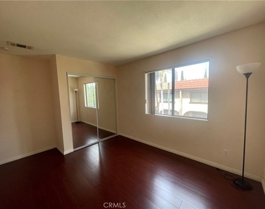 511 Pomelo Avenue - Photo Thumbnail 11