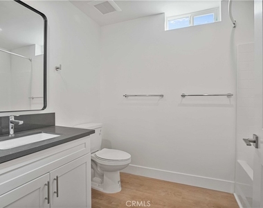 8750 Sepulveda Boulevard - Photo Thumbnail 17