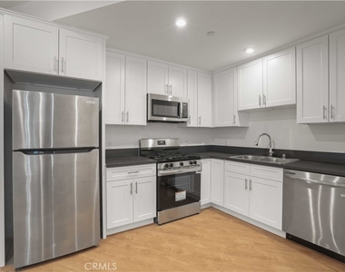 8750 Sepulveda Boulevard - Photo Thumbnail 6