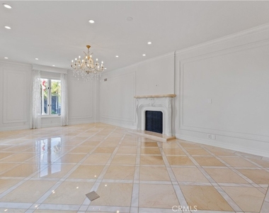 1424 N Crescent Heights Boulevard - Photo Thumbnail 14