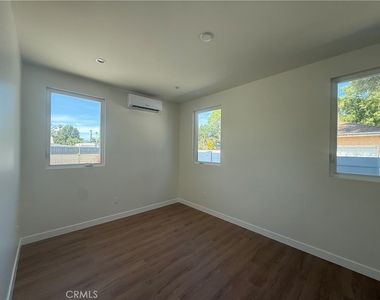20953 Saticoy - Photo Thumbnail 9