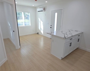 11442 Kamloops Pl - Photo Thumbnail 7