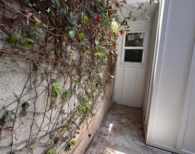 2686 Greenfield - Photo Thumbnail 22