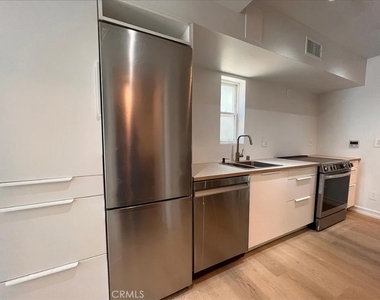 2686 Greenfield - Photo Thumbnail 5