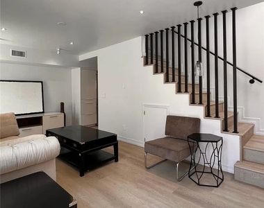 2686 Greenfield - Photo Thumbnail 2
