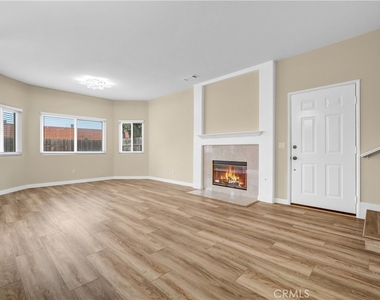 1309 Hunt Terrace - Photo Thumbnail 5